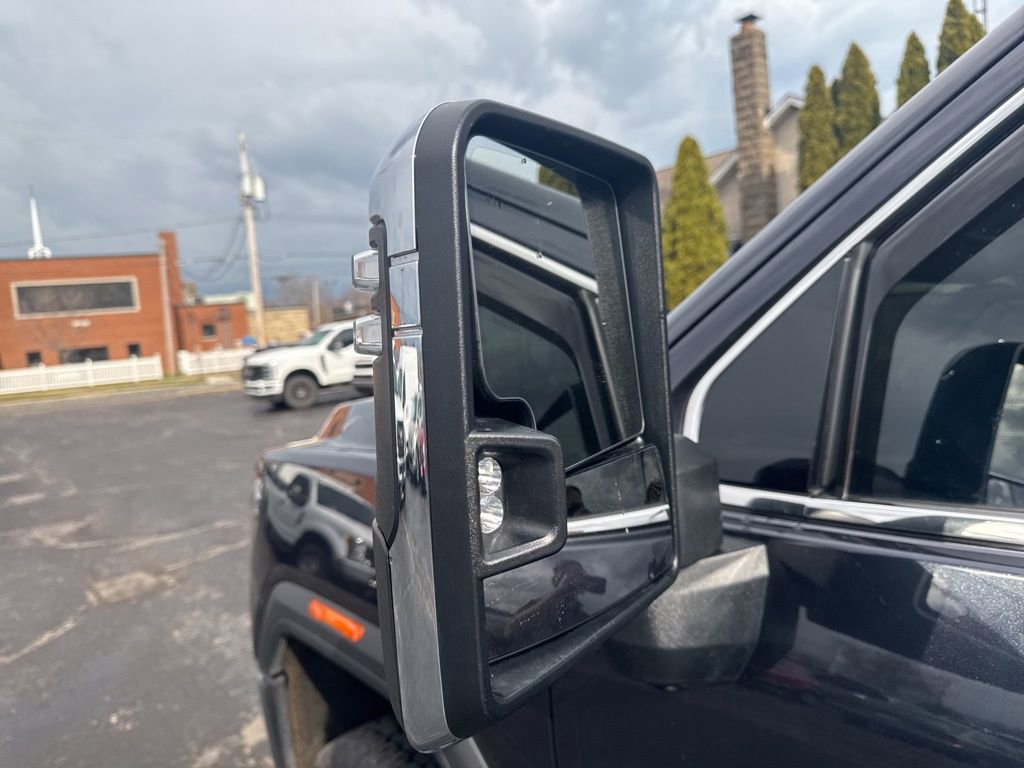Used 2025 GMC Sierra 2500 SLT image 55