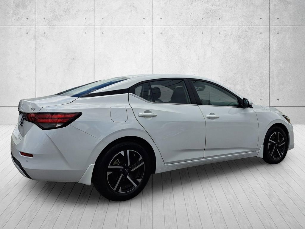 Used 2024 Nissan Sentra SV FWD image 6