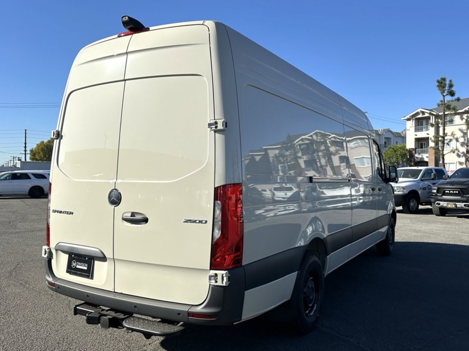 New 2025 Mercedes-Benz Sprinter 2500 image 8