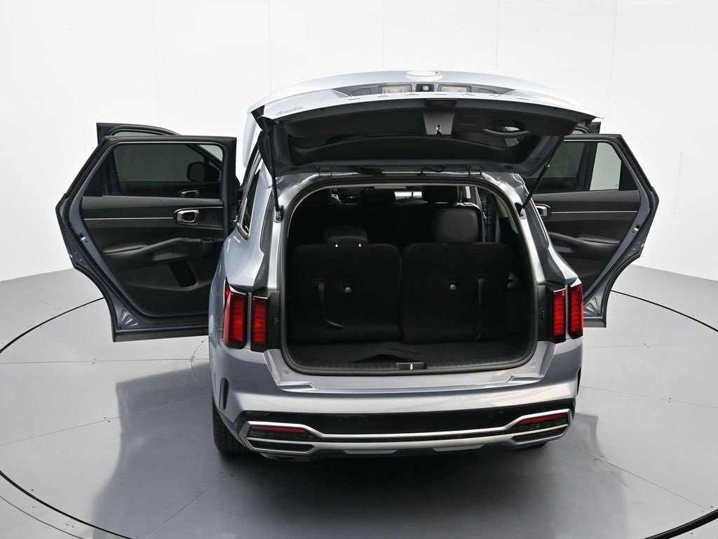 Used 2021 Kia Sorento S image 46