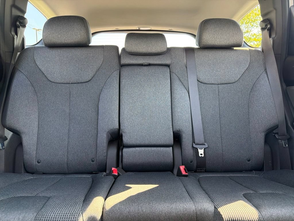 Used 2020 Hyundai Santa Fe SE FWD image 30