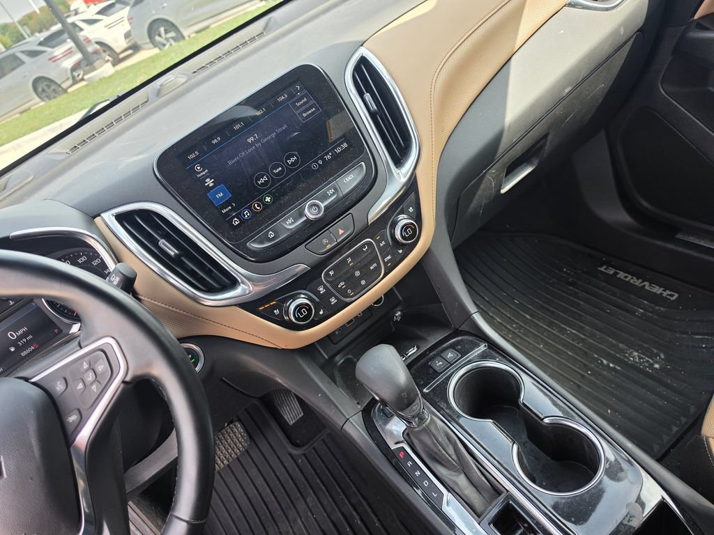 Used 2024 Chevrolet Equinox Premier AWD/4WD image 12