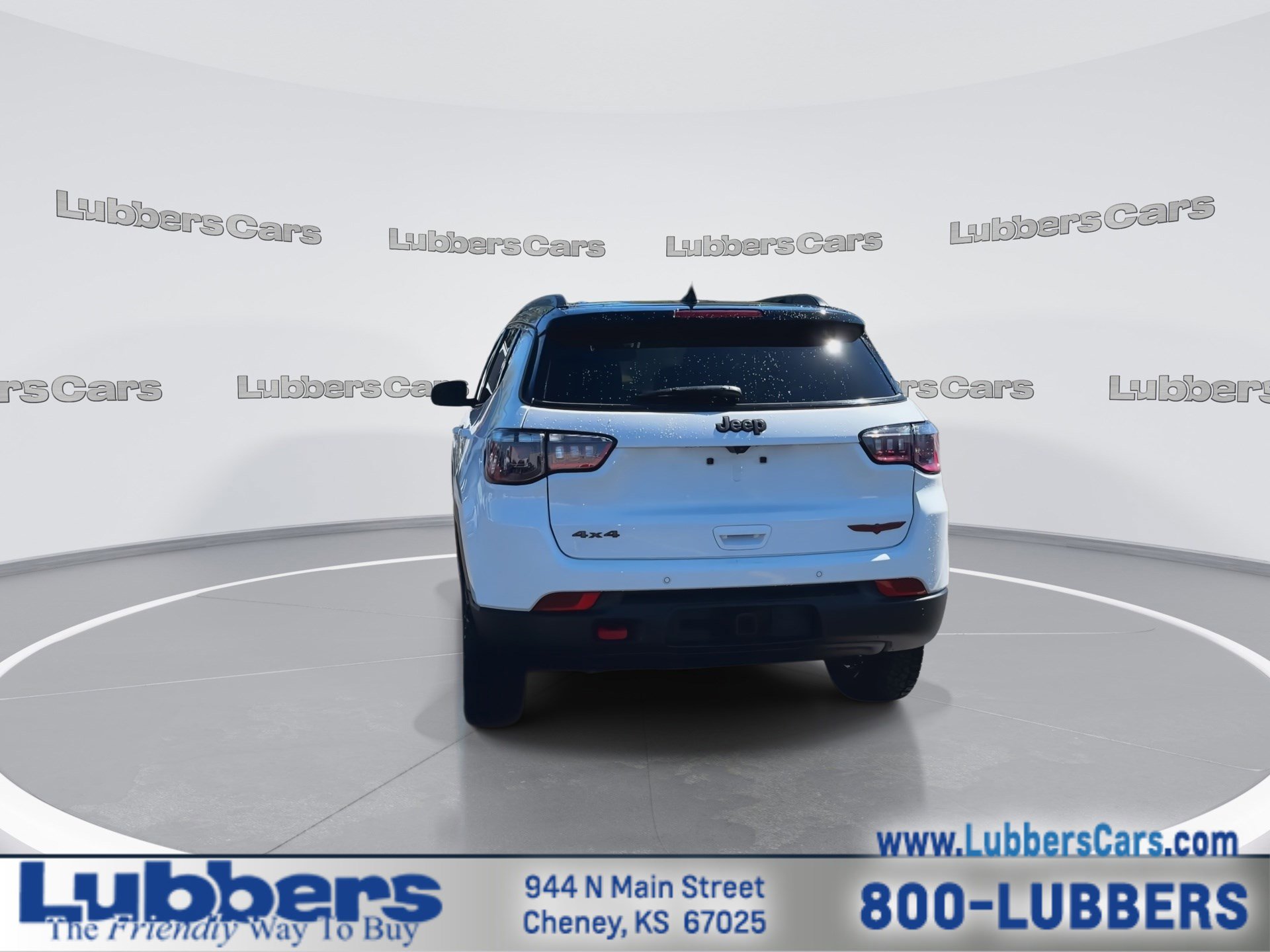 Used 2025 Jeep Compass Trailhawk w/ Trailer Tow Group AWD/4WD image 7