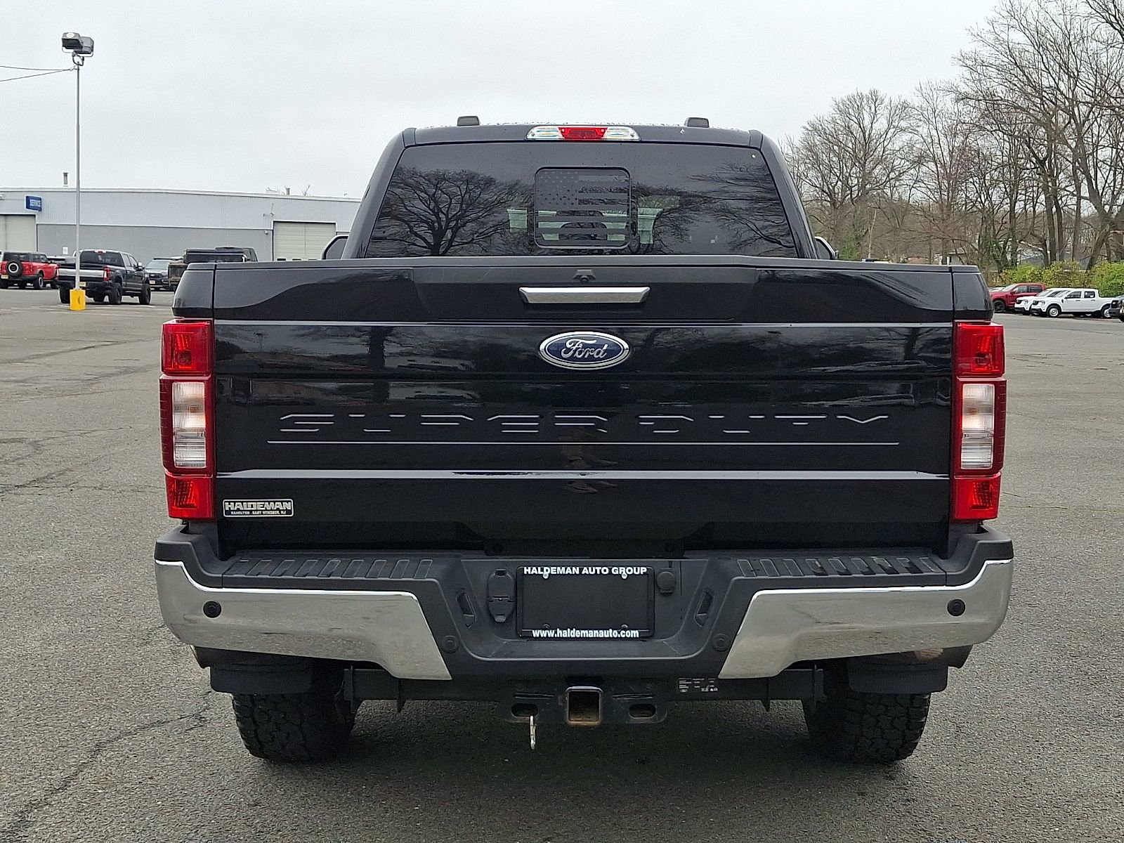 Used 2021 Ford F350 XLT w/ XLT Premium Package image 6