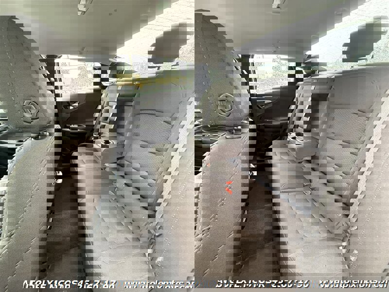 Used 2019 Chevrolet Malibu LT image 14