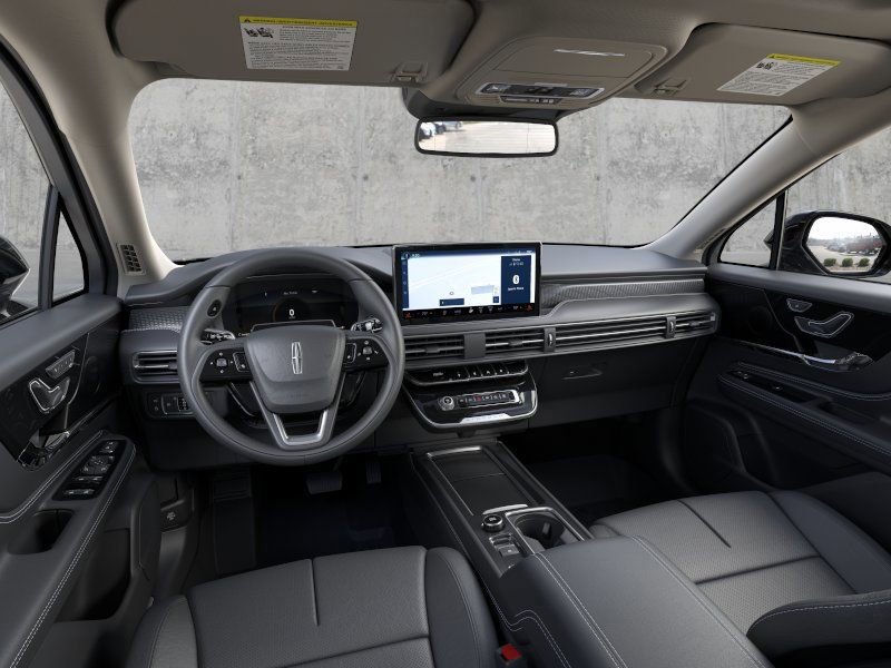New 2026 Lincoln Corsair Grand Touring w/ Jet Appearance Package AWD/4WD image 9