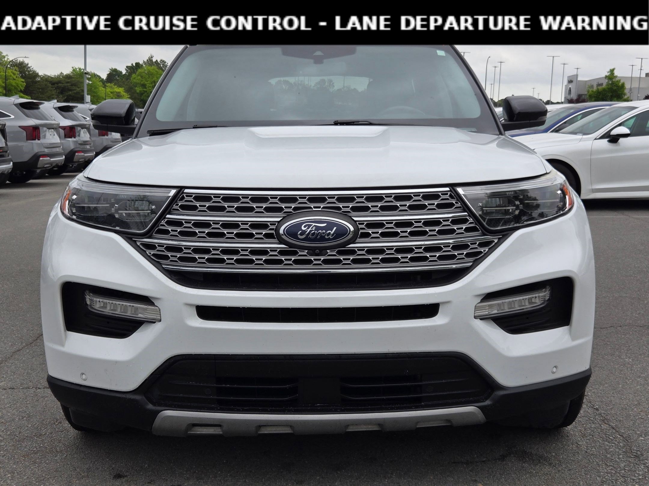 Used 2021 Ford Explorer Limited RWD image 2