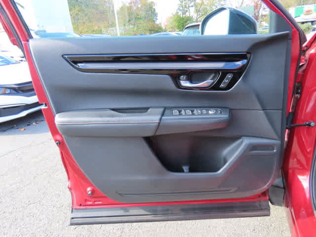 Used 2024 Honda CR-V Sport Touring image 17