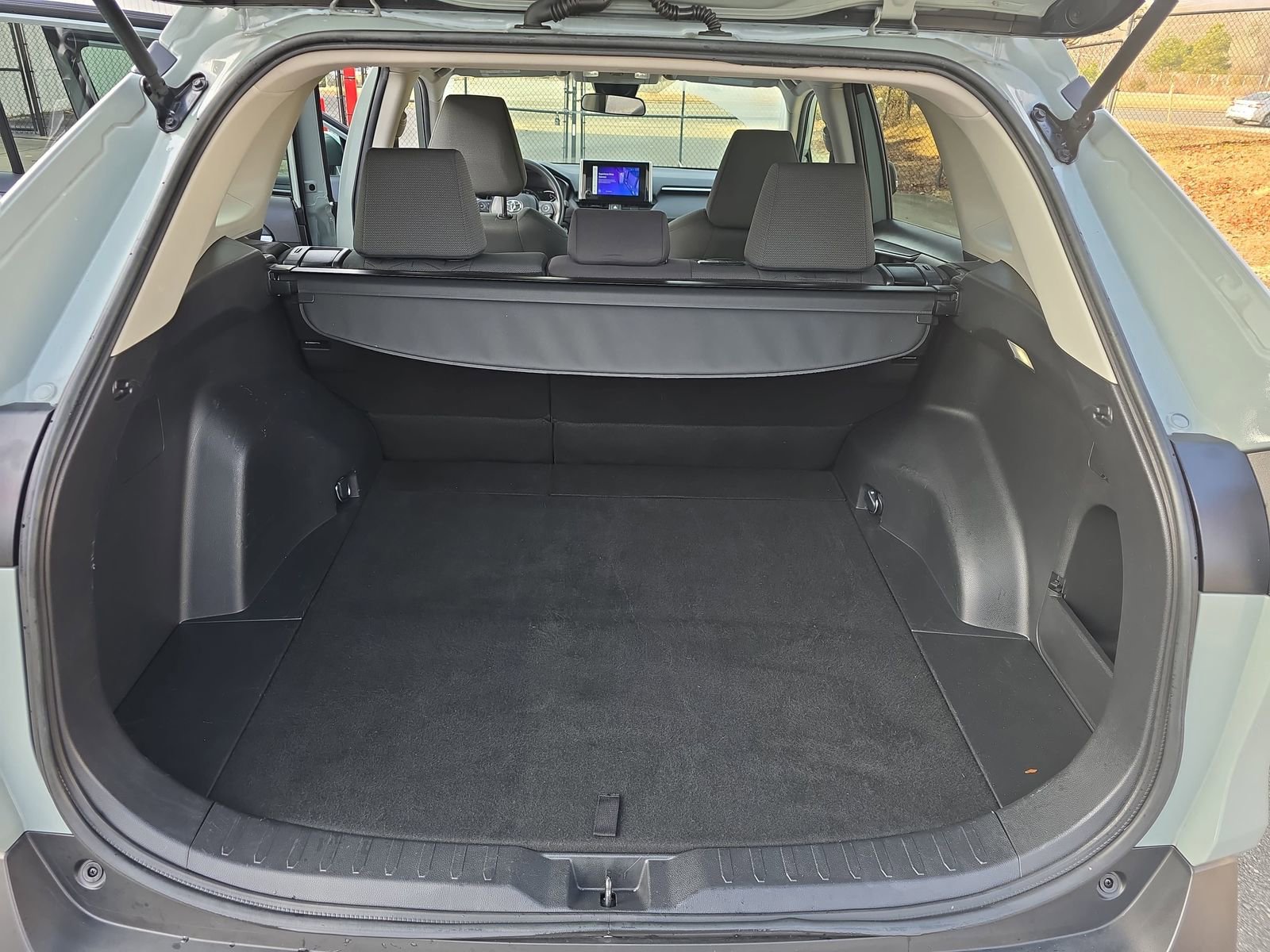 Used 2023 Toyota RAV4 XLE image 18