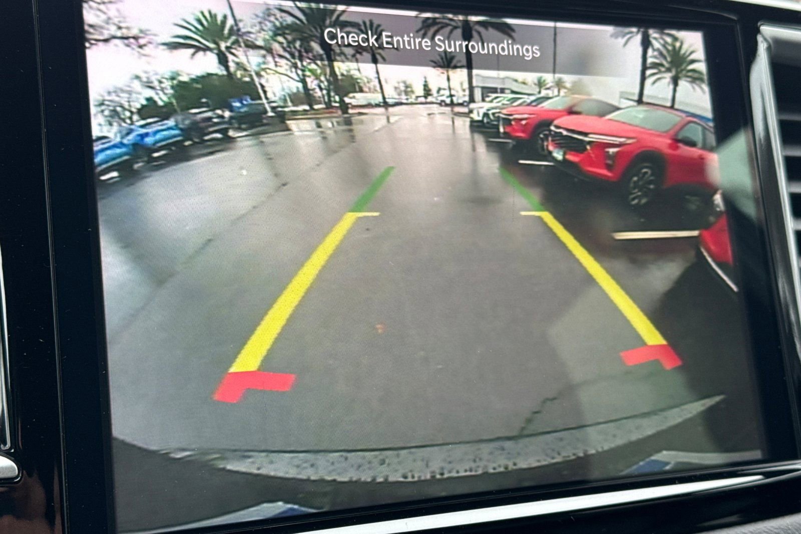 Used 2025 Chrysler Pacifica Select image 22