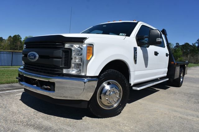 Used 2017 Ford F350 XL w/ Power Equipment Group image 1