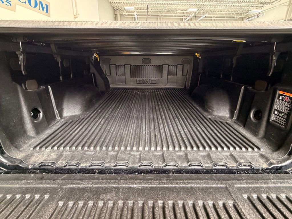 Used 2018 GMC Canyon SLT w/ Driver Alert Package image 8