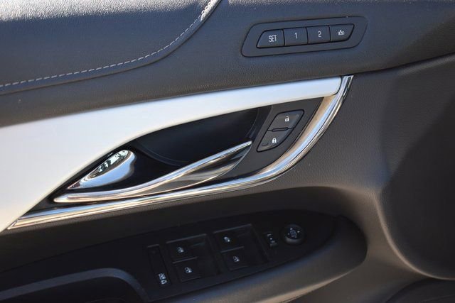 Used 2014 Cadillac ATS Luxury image 12