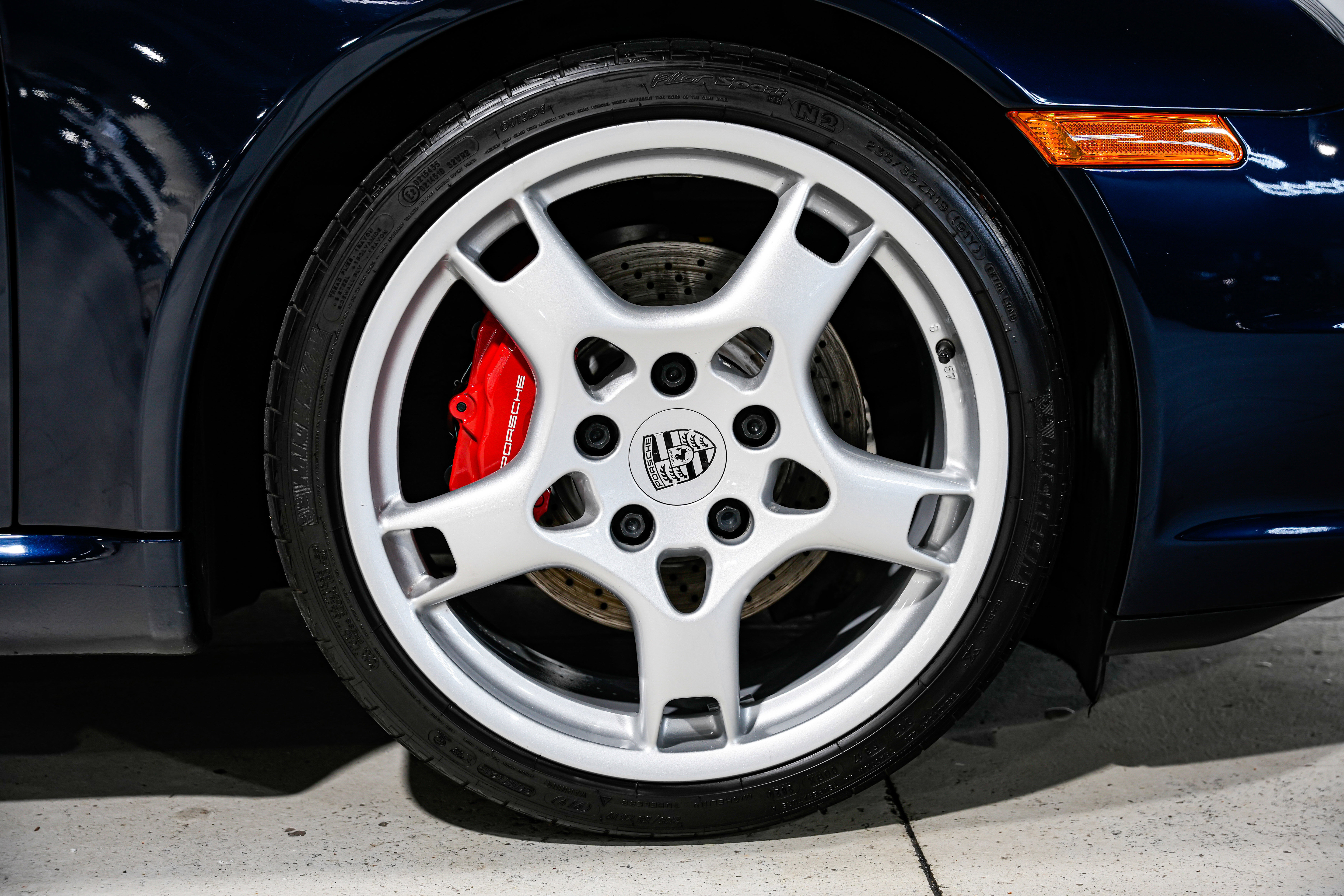 Used 2006 Porsche 911 Carrera S RWD image 49