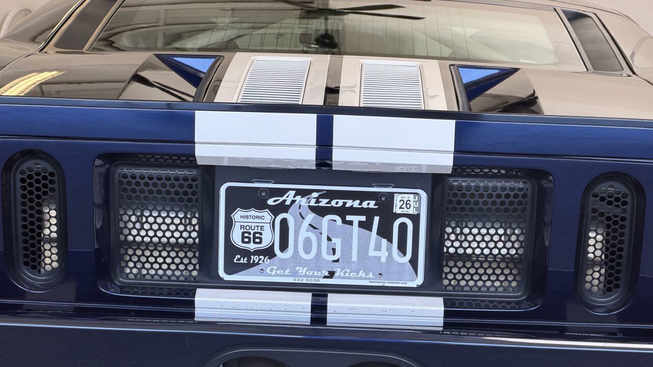 Used 2006 Ford GT RWD image 16