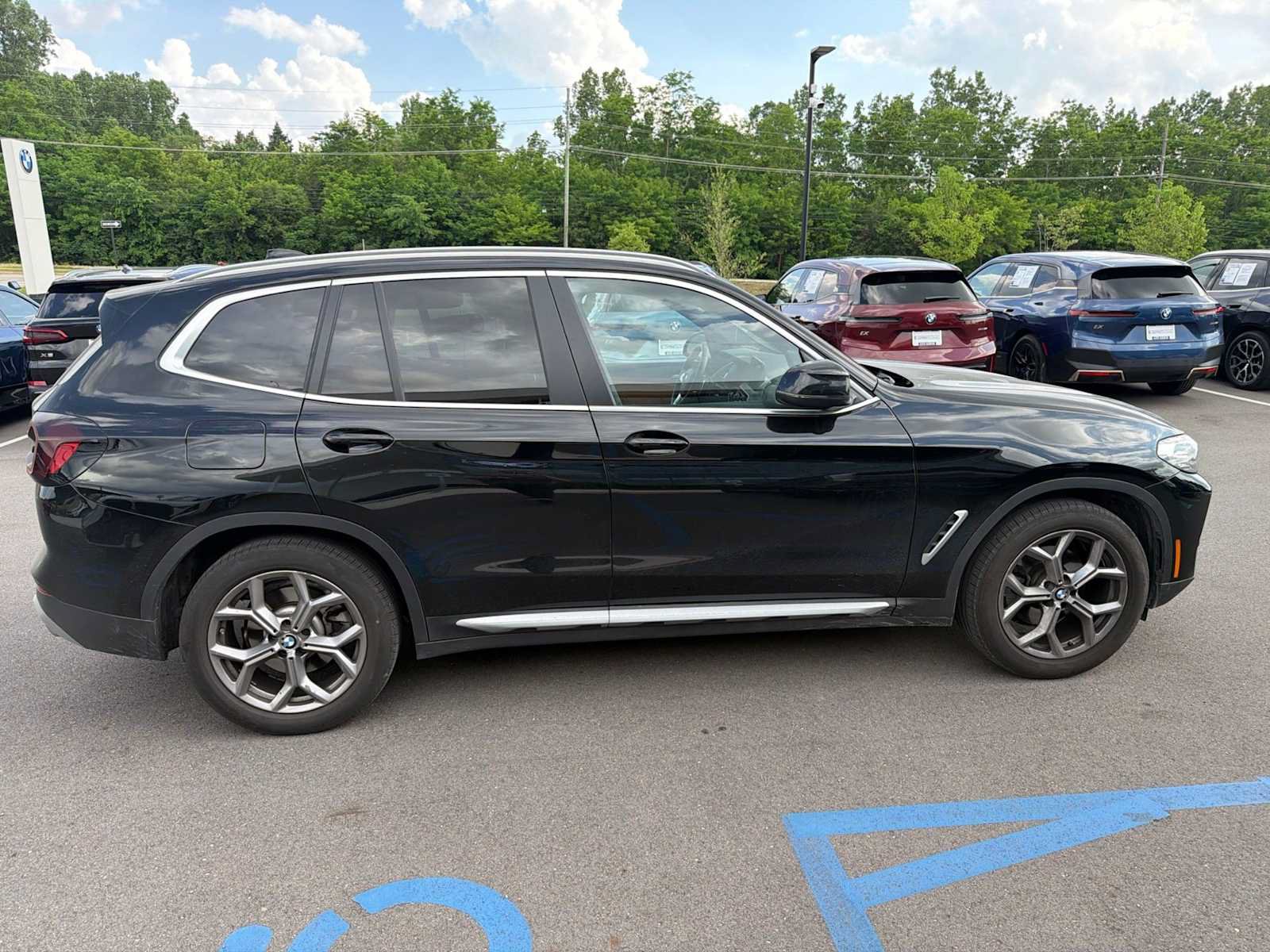 Certified 2024 BMW X3 xDrive30i w/ Premium Package w/ZPA AWD/4WD image 11