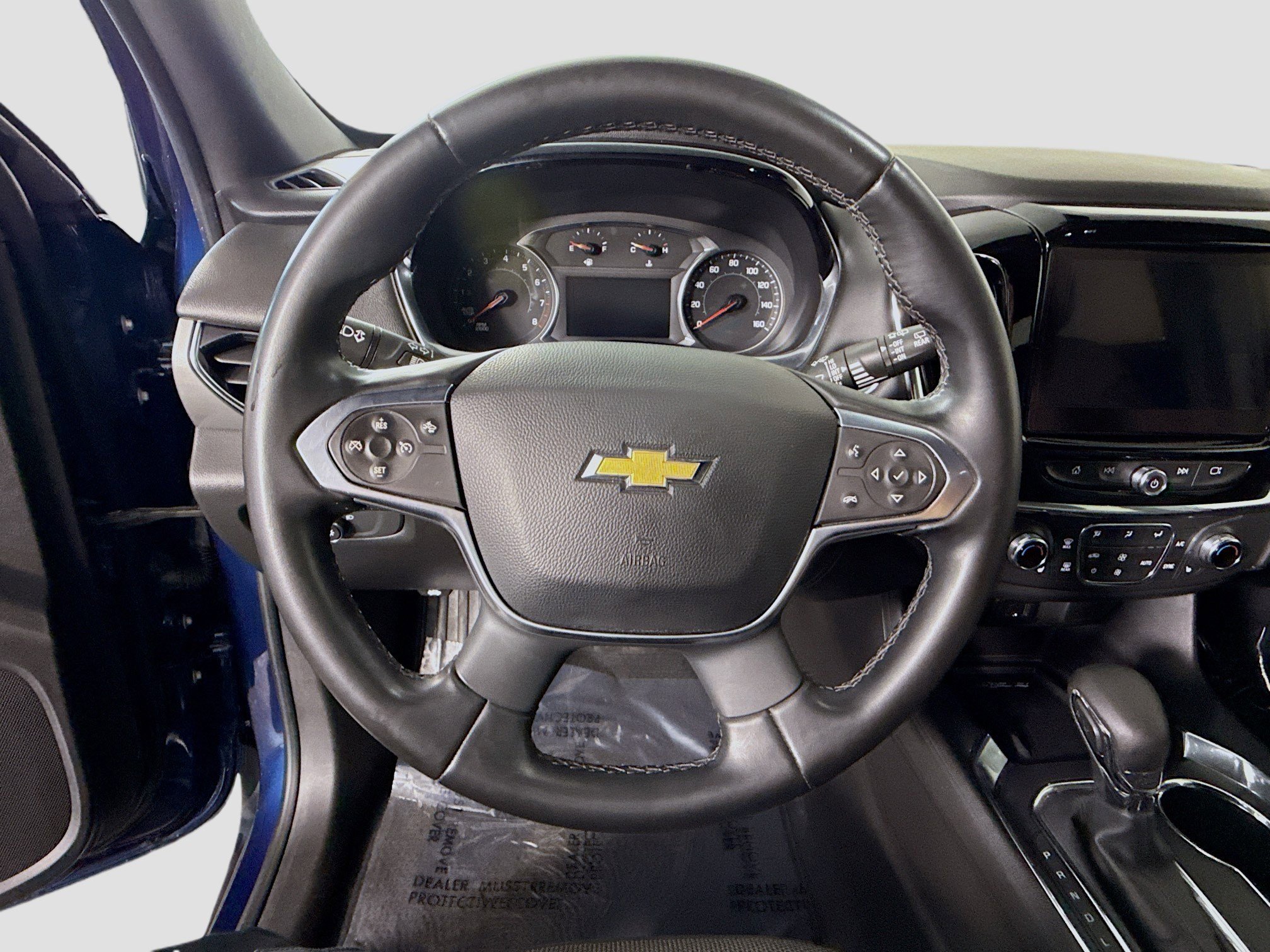 Used 2023 Chevrolet Traverse LT image 13