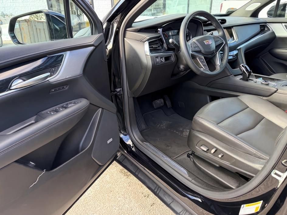 Certified 2025 Cadillac XT5 Premium Luxury image 19
