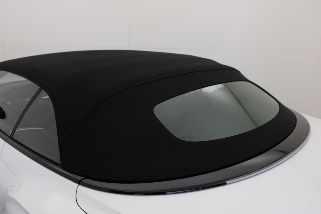 Used 2025 Bentley Continental GTC image 12