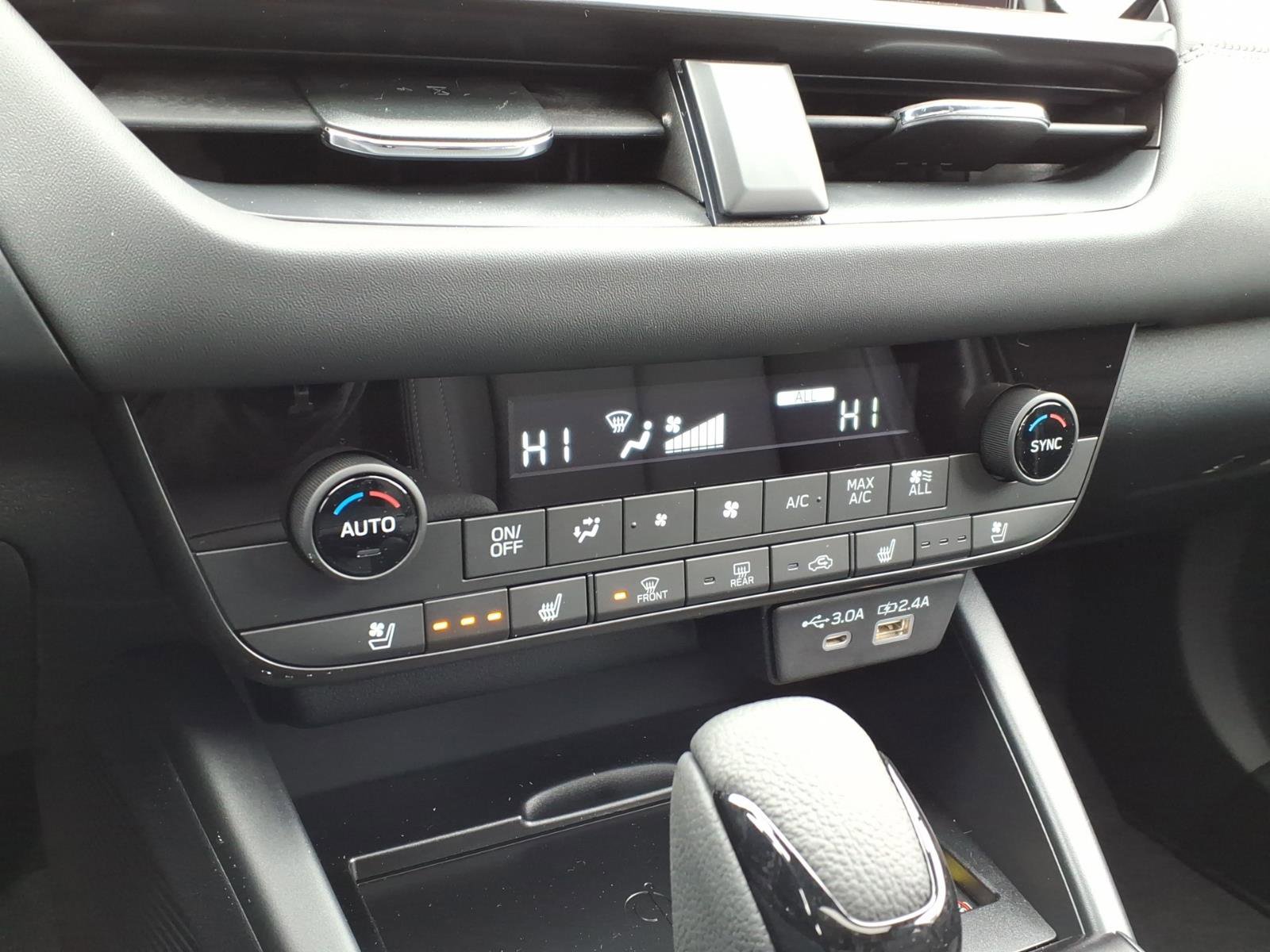 New 2026 Subaru Outback Touring image 18