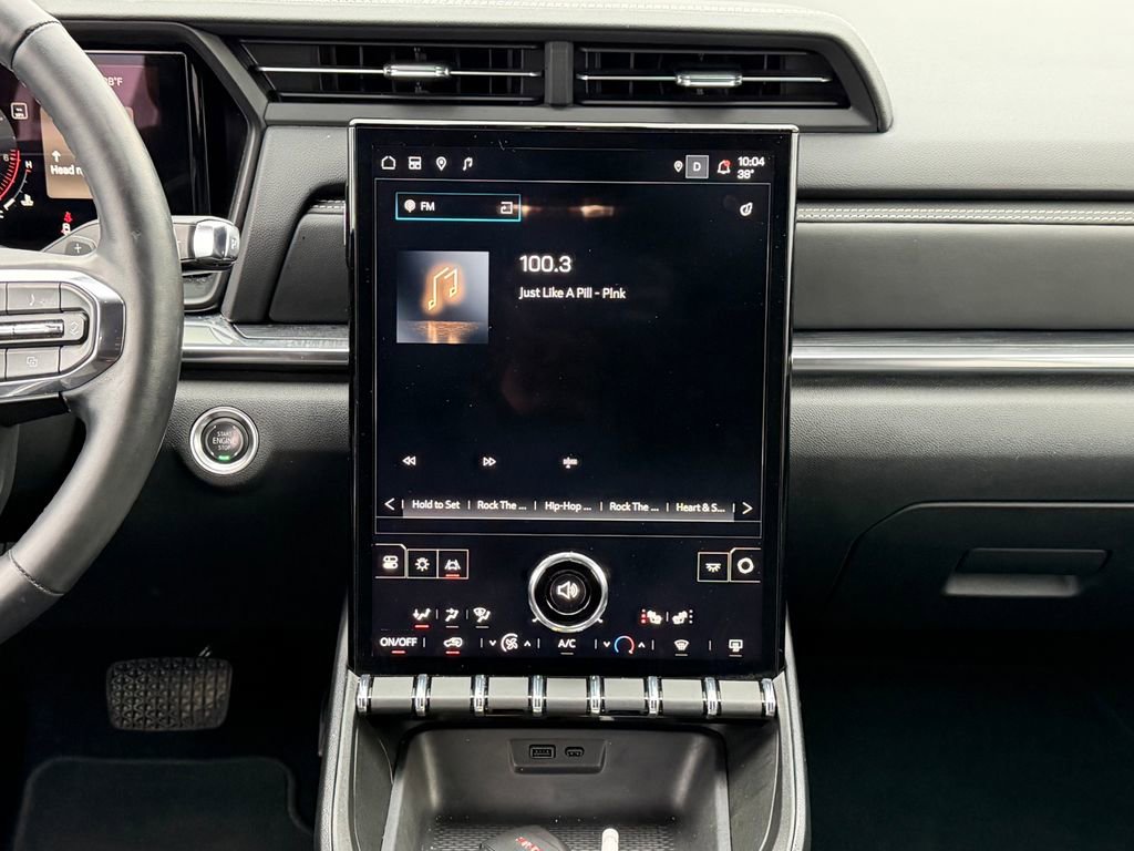 Used 2025 GMC Terrain Elevation w/ Black Edition image 21