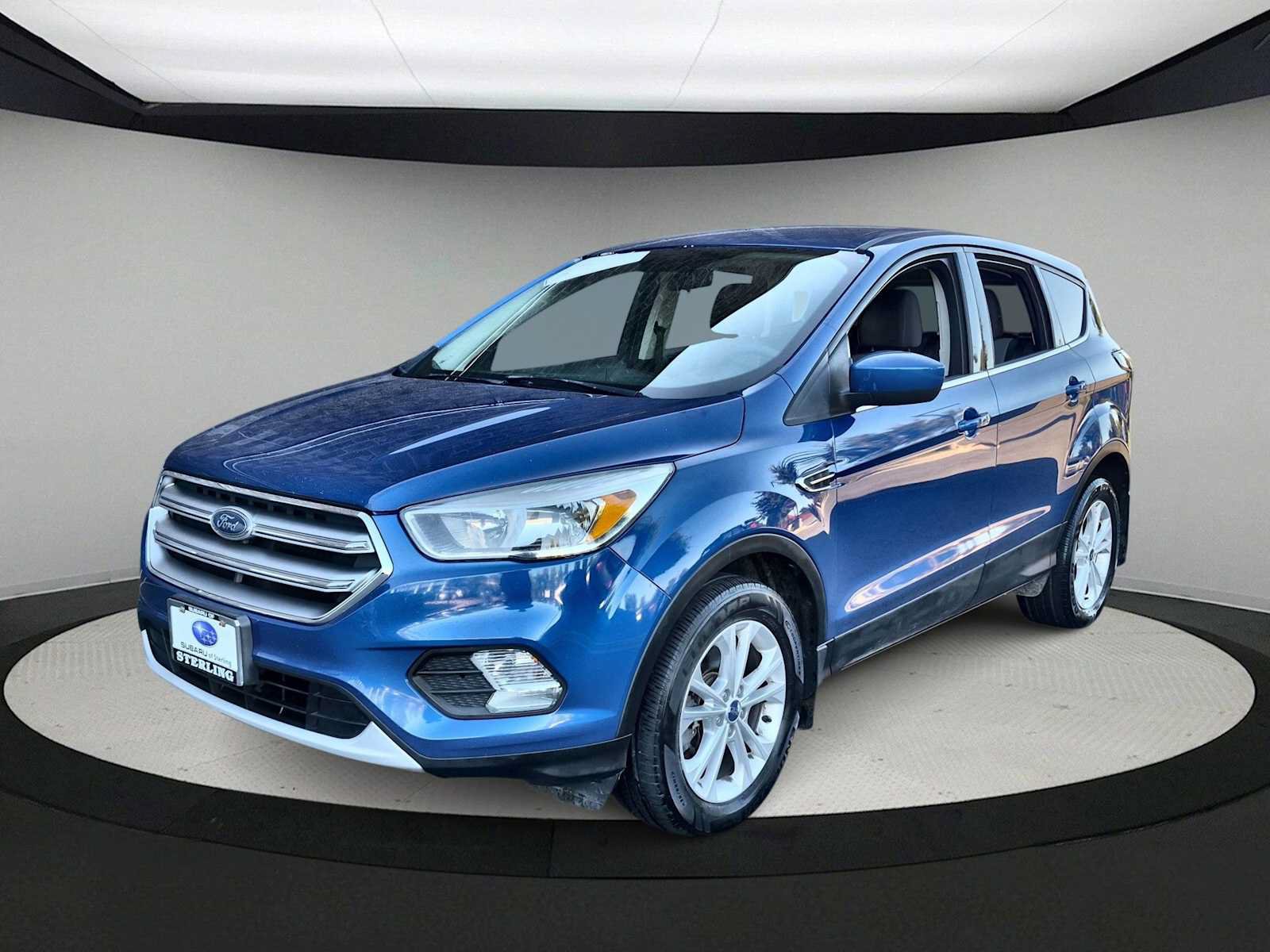 Used 2017 Ford Escape SE AWD/4WD image 4