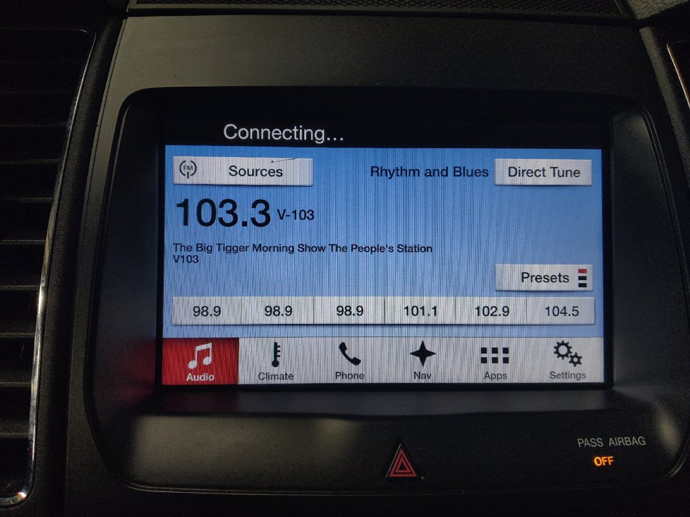 Used 2018 Ford Taurus SEL w/ Equipment Group 201A FWD image 25