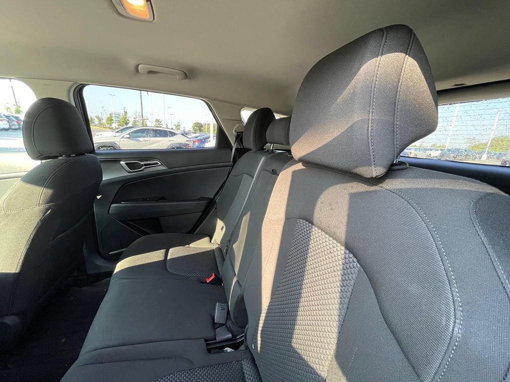 New 2026 Kia Sportage LX w/ LX Convenience Package FWD image 22