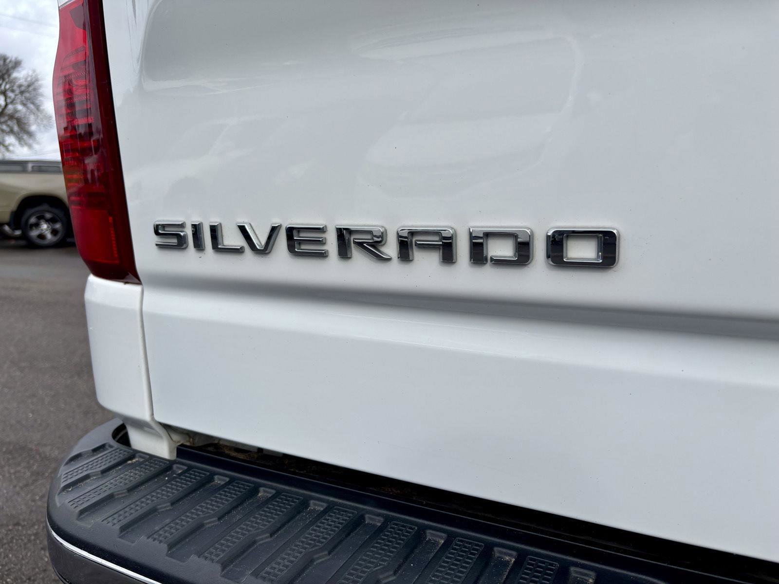 Used 2020 Chevrolet Silverado 1500 LT w/ Convenience Package image 25