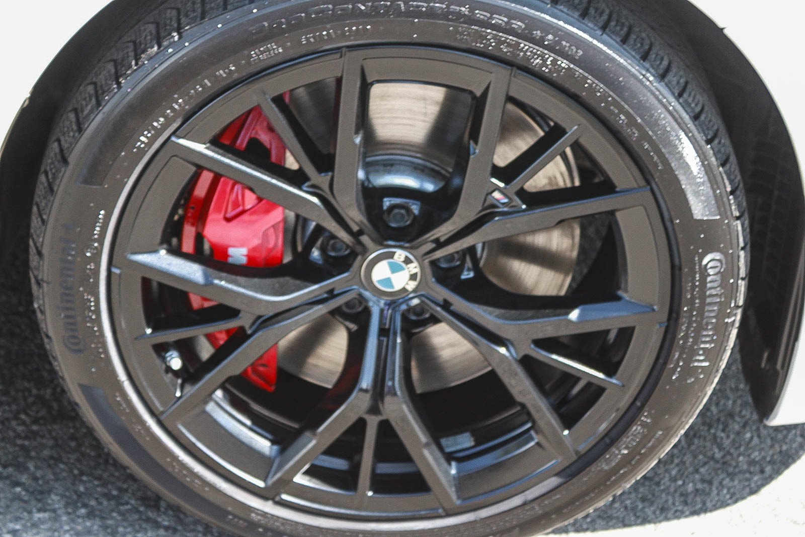 Used 2023 BMW 540i w/ M Sport Package RWD image 10