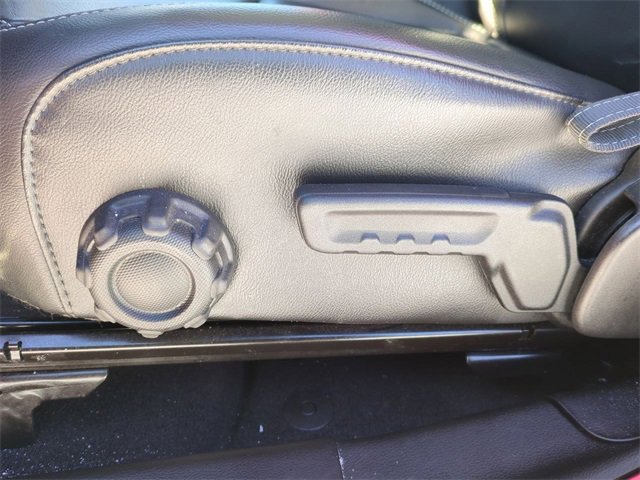 Used 2018 Jeep Wrangler Unlimited Sahara image 20