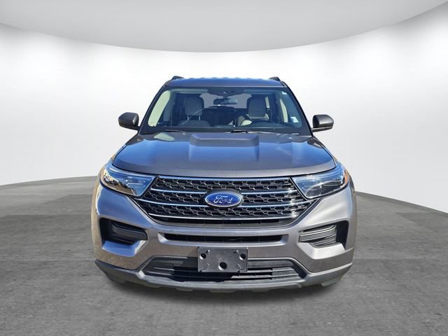 Certified 2022 Ford Explorer XLT image 2