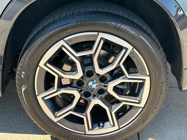 Certified 2025 BMW X1 xDrive28i w/ Premium Package image 33