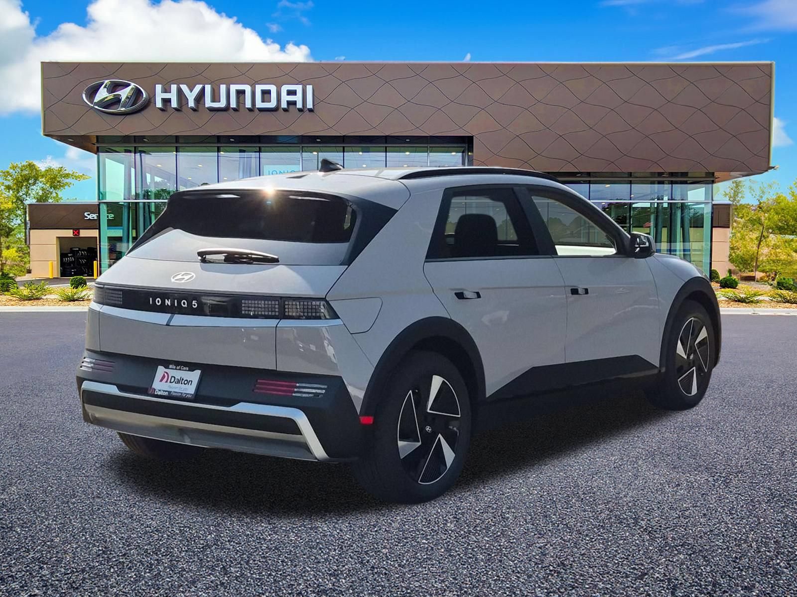 New 2027 Hyundai Ioniq 5 SEL RWD image 8