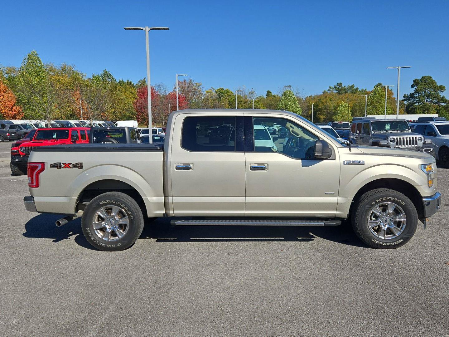 Used 2017 Ford F150 XLT w/ Equipment Group 302A Luxury AWD/4WD image 8