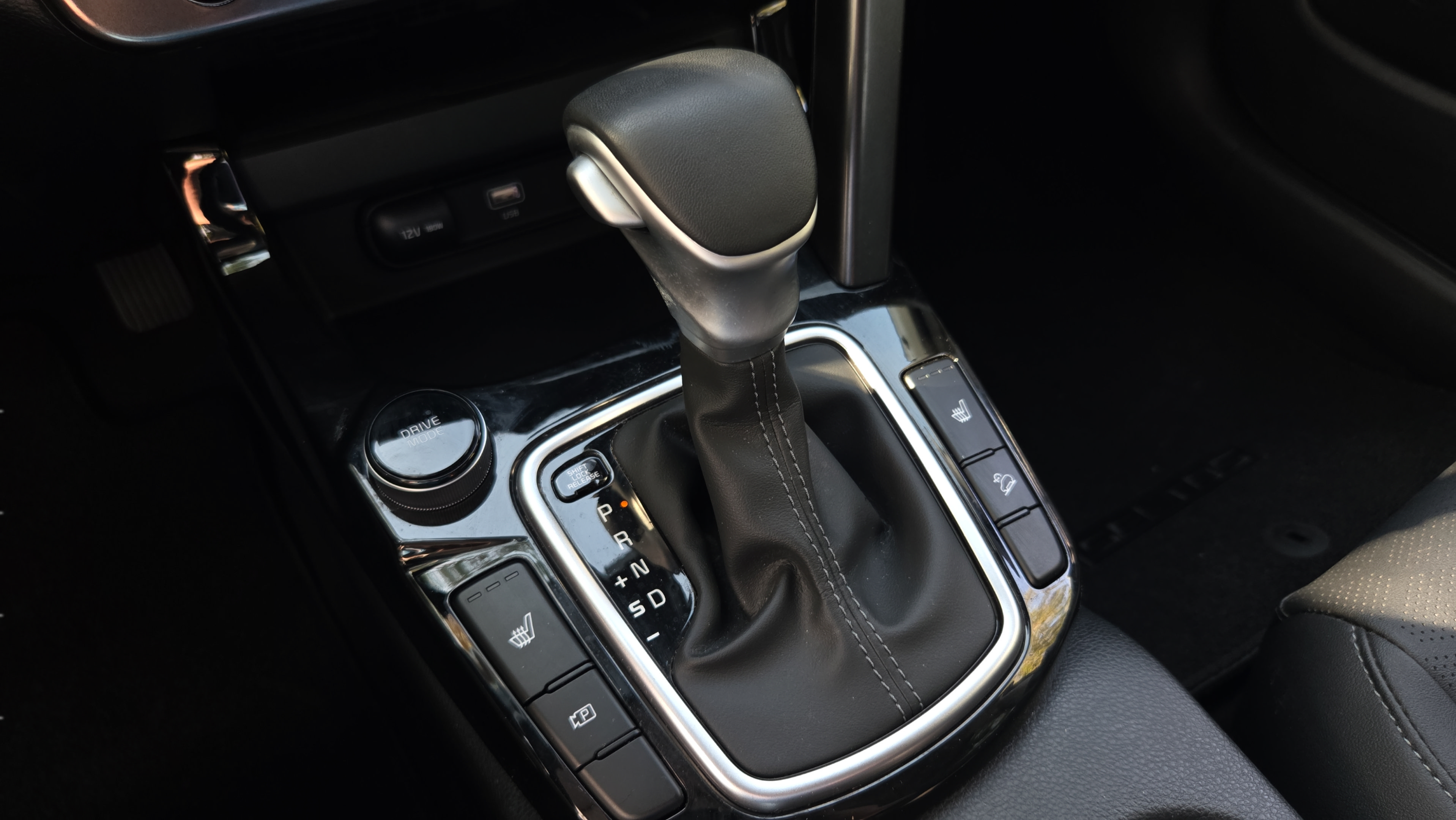 Certified 2024 Kia Seltos EX FWD image 22