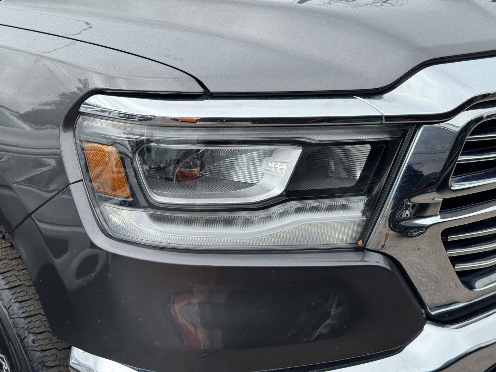 Used 2023 RAM 1500 Laramie AWD/4WD image 10