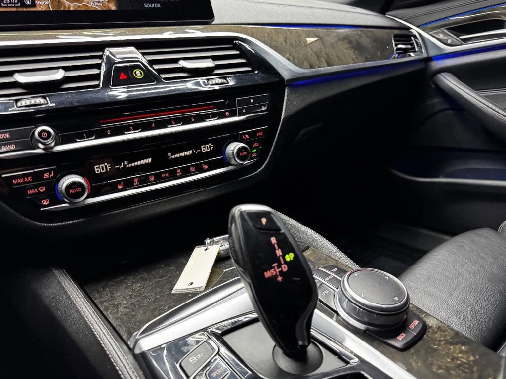 Used 2018 BMW 530i RWD image 26