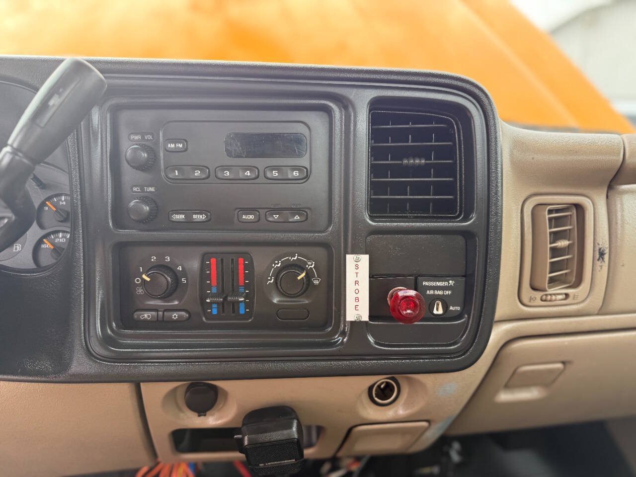 Used 2003 Chevrolet Silverado 2500 W/T RWD image 24
