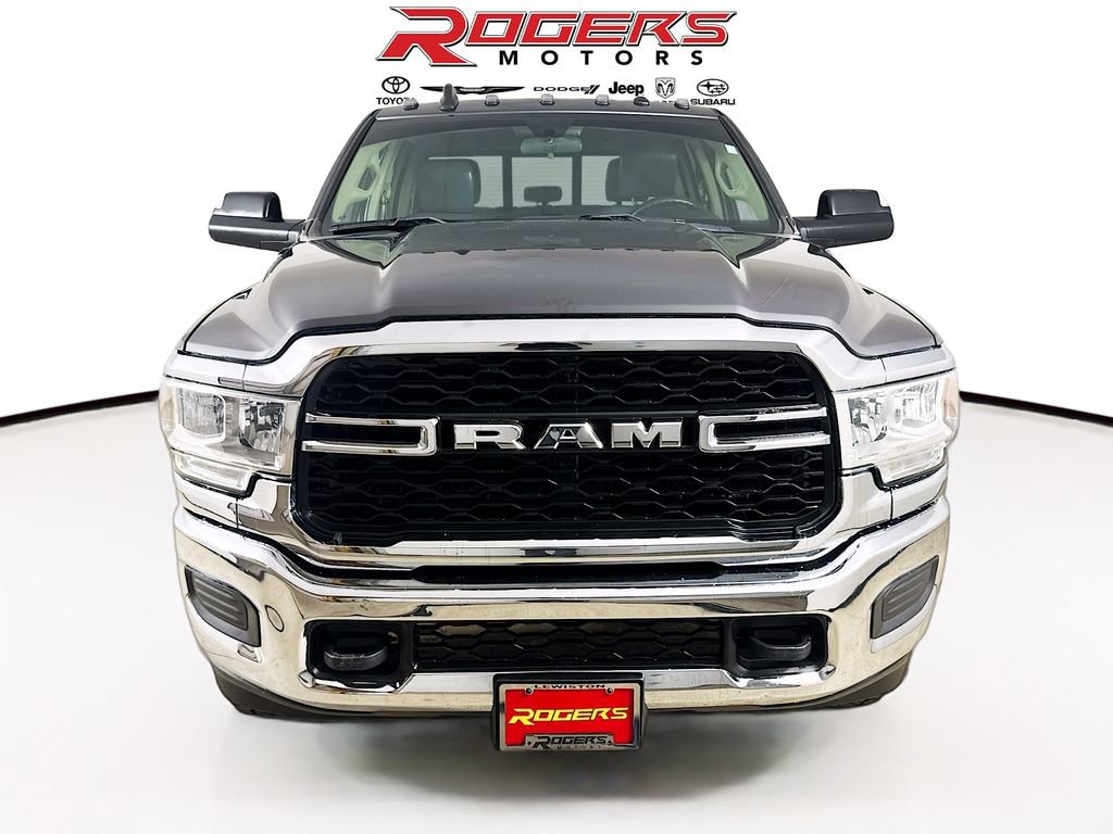 Used 2019 RAM 3500 Tradesman AWD/4WD image 2