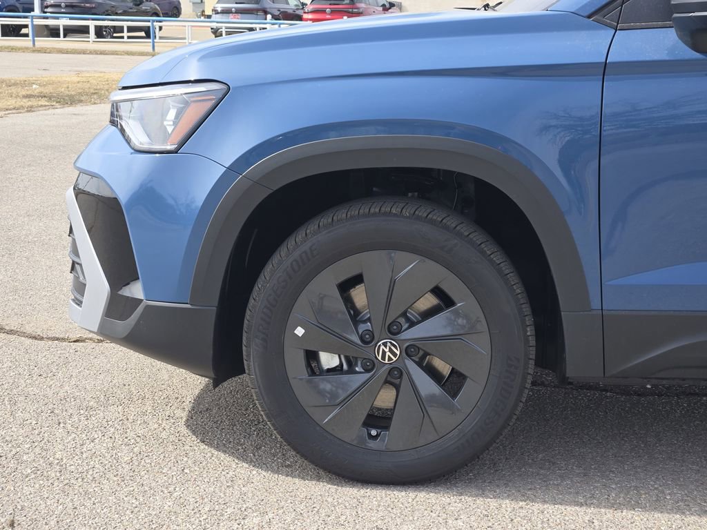 New 2026 Volkswagen Taos S image 5