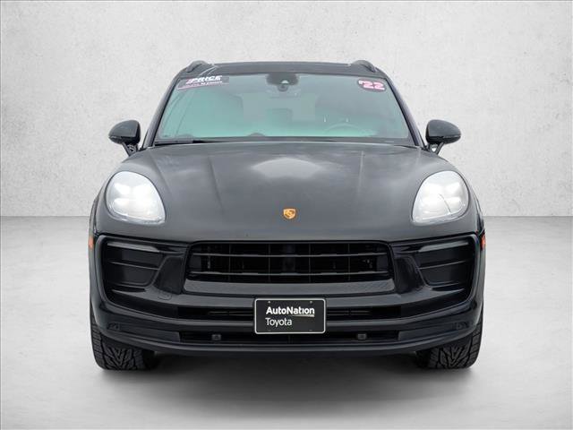 Used 2022 Porsche Macan image 2