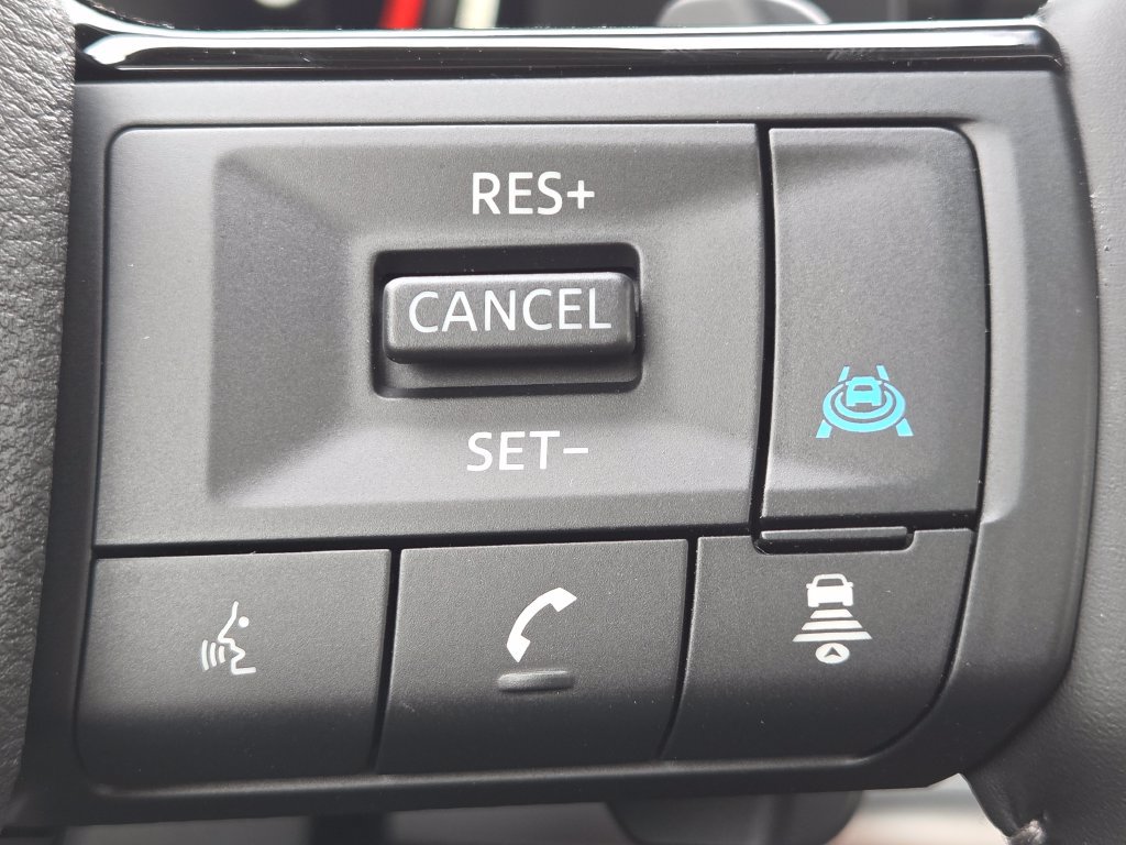 New 2026 Nissan Pathfinder Platinum AWD/4WD image 15