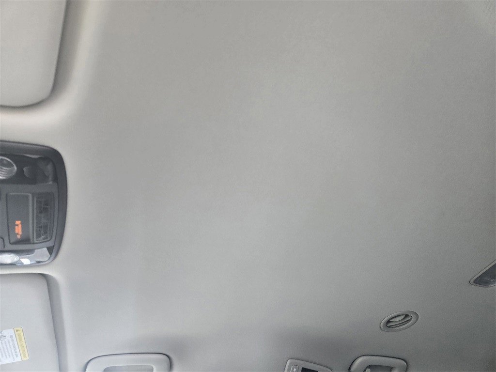 New 2026 Kia Carnival LXS image 18