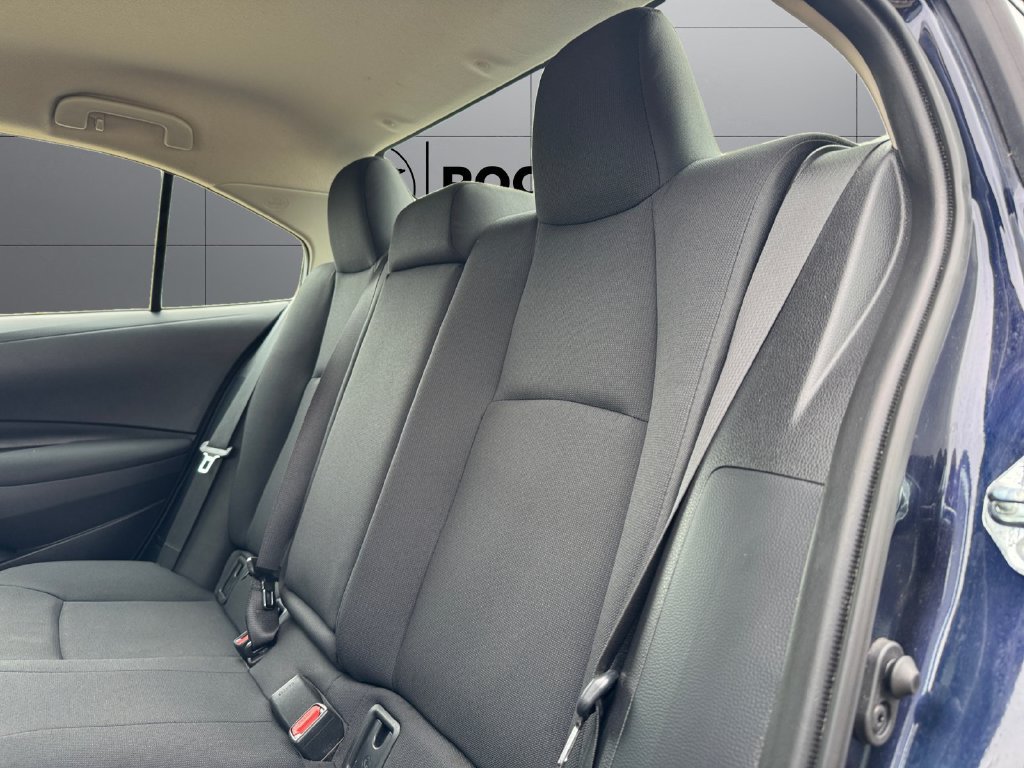 Used 2025 Toyota Corolla LE FWD image 18