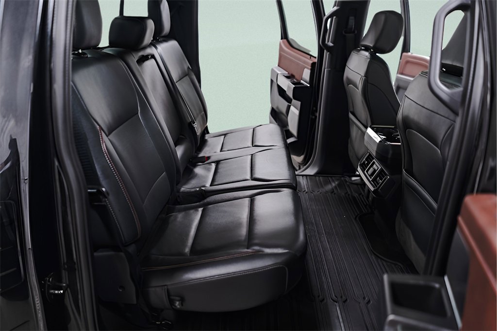 Used 2022 Ford F150 Lariat w/ Equipment Group 502A High image 34