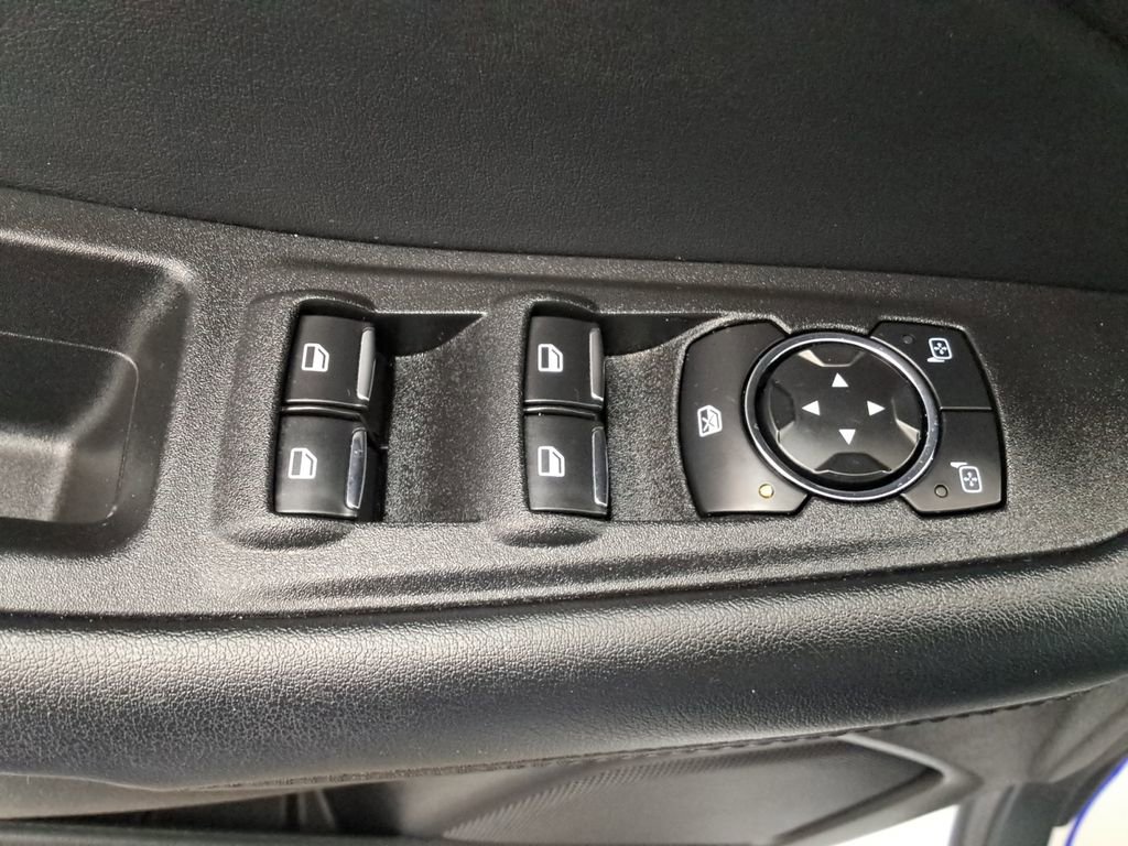 Used 2024 Ford Edge SEL image 18