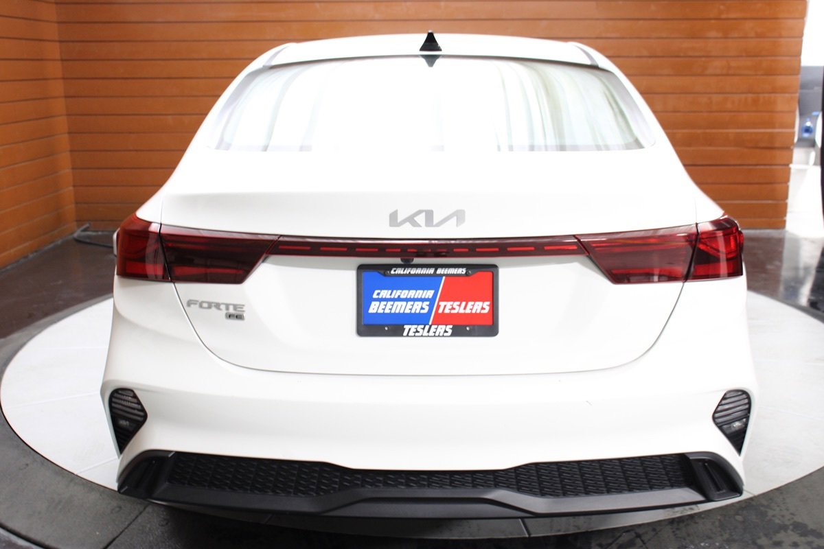 Used 2023 Kia Forte LX FWD image 5