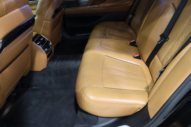 Used 2016 BMW 750i xDrive AWD/4WD image 76