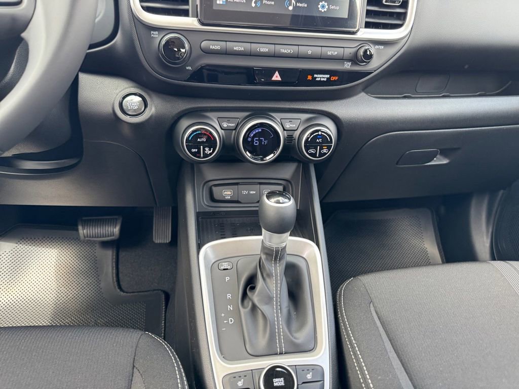 New 2026 Hyundai Venue SEL FWD image 11